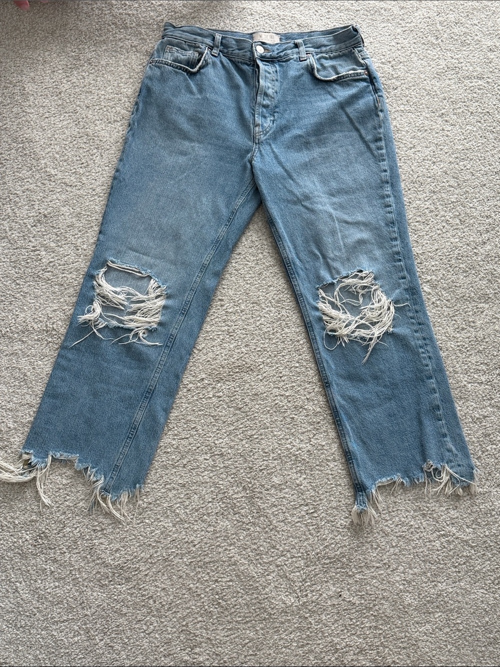 Women’s Light Blue Distressed High-Rise Jeans